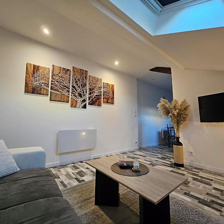 Joli Appartement Mansarde Decize Exteriér fotografie